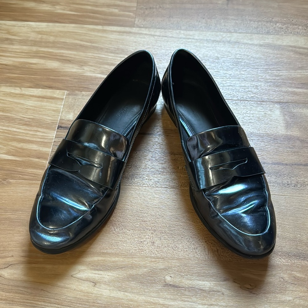 Calvin Klein shoes size 7.